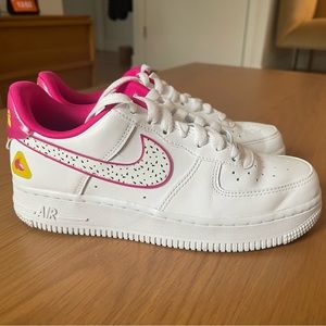 Nike Air Force 1 Dragonfruit Size Womens 6